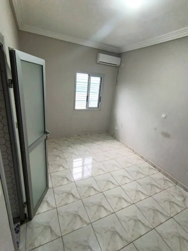 Bel Appartement à petit prix dans une zone résidentielle et sécurisée — photo 9